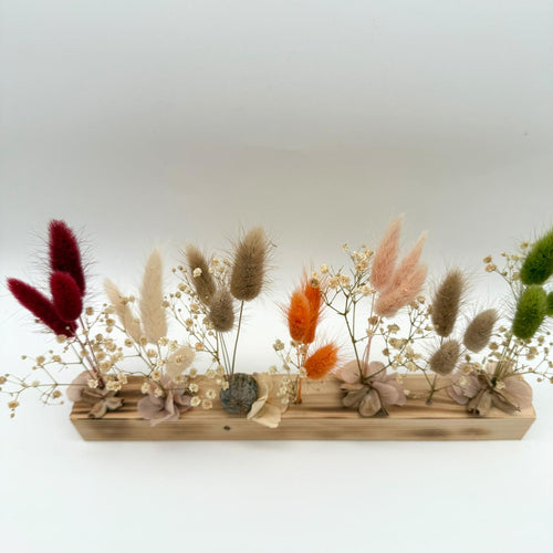 Barre fleurie avec fleurs séchées