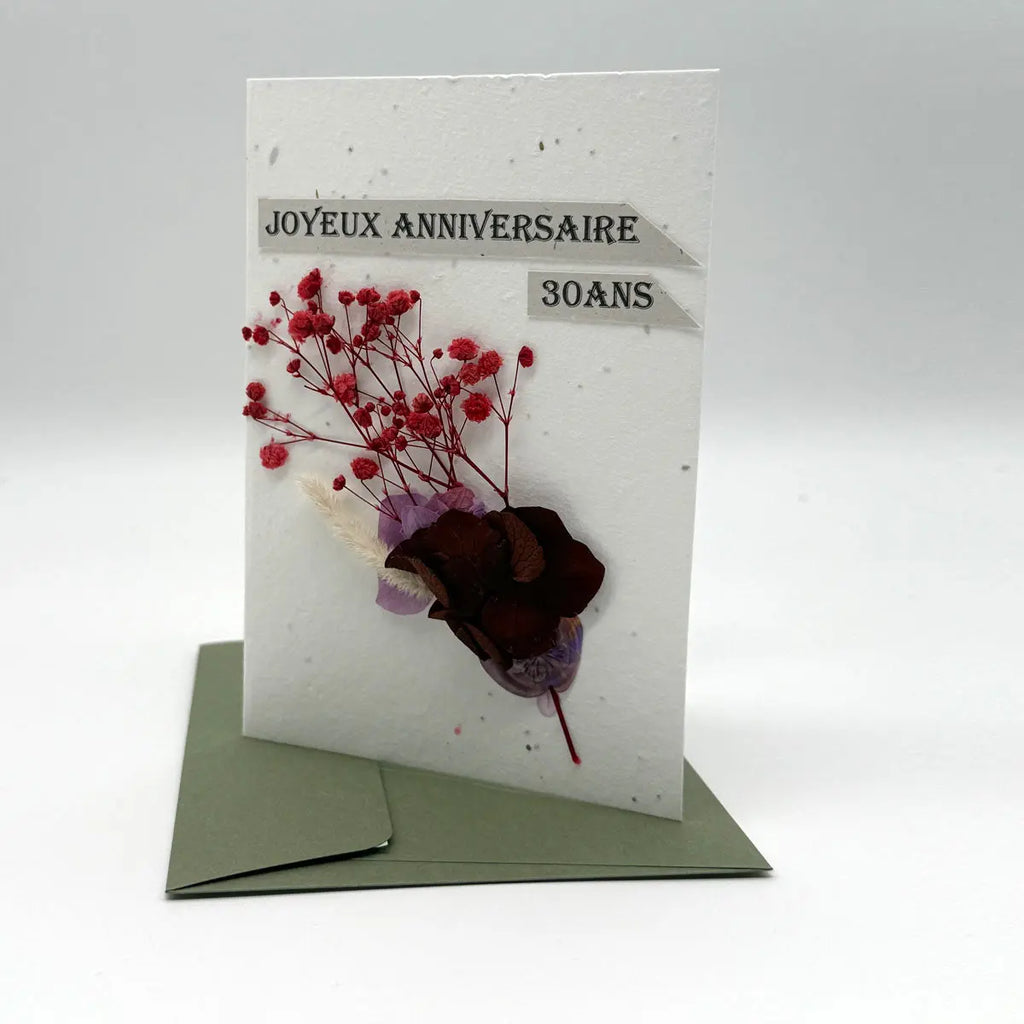 Cartes anniversaire avec fleurs séchées